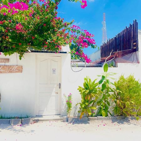 Thulusdhoo Garden Villa Exterior photo